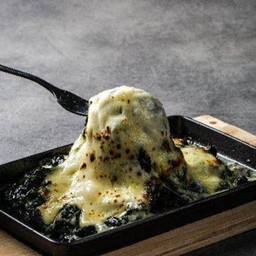 ผักโขมอบชีส/Oven Baked Spinach