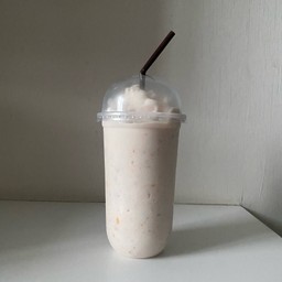 นมสดปีโป้ปั่น