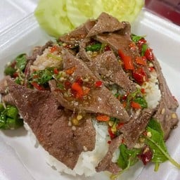 ข้าวกะเพราตับหมู
