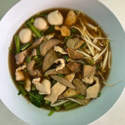 เกาเหลาหมูน้ำตก พิเศษ