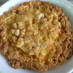 ไข่เจียวกุ้งสับราดข้าว