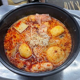ซุปหม่าล่าผสมกระดูก