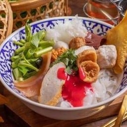 A5. ก๋วยเตี๋ยวแห้งเย็นตาโฟ