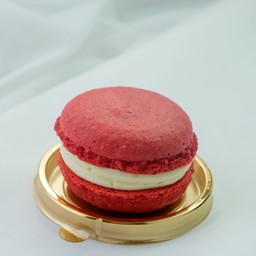 มาการองสตรอเบอร์รี่(กล่องโดม)