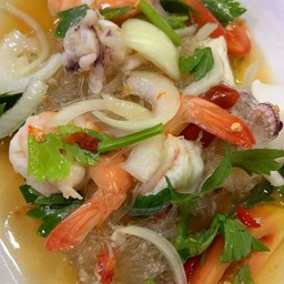 ยำวุ้นเส้นทะเล