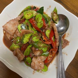 สะตอผัดกะปิหมู 3 ชั้น