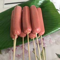 ไส้กรอกไก่รมควันเเดง