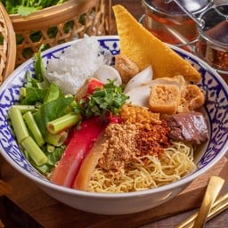 A11. เตี๋ยวแห้งโฟต้มยำ-ทะเล