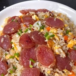 ข้าวผัดกุนเชียง