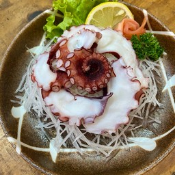 หมึกทาโกะ ซาซิมิ