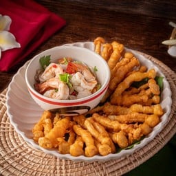 ยำเห็ดกรอบ