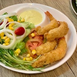 สลัดกุ้งทอด