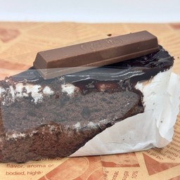 เค้กช็อกคิทแคท (Chocolate Kitkat)