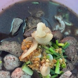 ก๋วยเตี๋ยวหมูน้ำตก อิ่ม จุก จุก สาย 4
