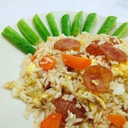 ข้าวผัดกุนเชียง