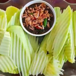มะม่วงน้ำปลาหวาน หั่นชิ้น