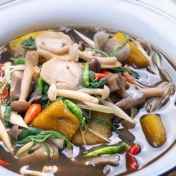 แกงเห็ดรวม