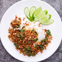 ข้าวกะเพรา หมูสับ