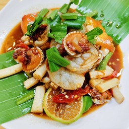 เหลาหอยแครงกุ้งสด