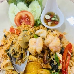 ข้าวผัดต้มยำทะเล