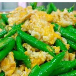 ผัดถั่วฝักยาวใส่ไข่