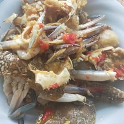 ยำปูม้าใส่ปลาร้า