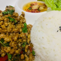 ข้าวกะเพราหมูสับ