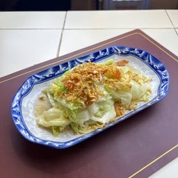 กะหล่ำปลีผัดน้ำปลา  (กับข้าว)