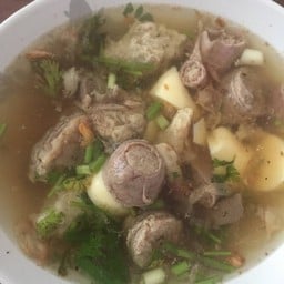 ข้าวจ้าว เจ้าสัวข้าวต้มซี่โครง