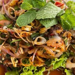 ยำหอยแครง