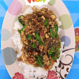 เมนูใหม่กะเพราไก่สับผัดวุ้นเส้น