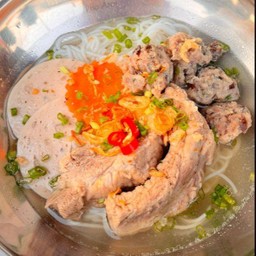 Pork noodle soup