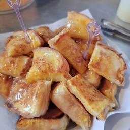 ปังปิ้งเนยนม