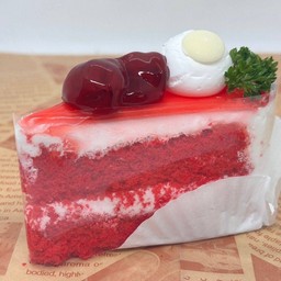 เค้กเชอรี่ไวท์ช็อก. (Cherry White Choc)