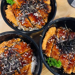 ข้าวหน้าหมูทอด