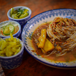 ขนมจีนแกงไตปลา