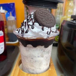 นมสดโอริโอ้วิปครีม