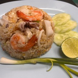 ข้าวผัดทะเล