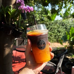 ออเรนจ์ แบลค คอฟฟี่ เย็น