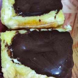 ขนมปังไส้ทะลัก ช็อกโกเเลตกล้วย