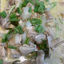 ต้มข่าไก่