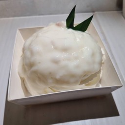 เค้กมะพร้าวลาวาครีมสด