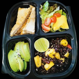 ข้าวอโวคาโดสับปะรดเต้าหู้ย่าง