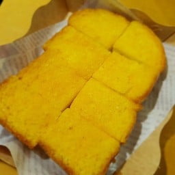 ปังหนานุ่ม ( ปิ้ง ) เนย + นม