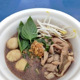 ก๋วยเตี๋ยวนายแอร์โต้รุ่ง สาขาเบทาโกร