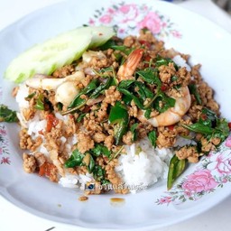 ข้าวผัดกระเพรา