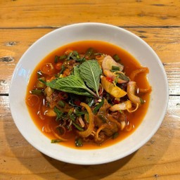 ยำหอยดอง