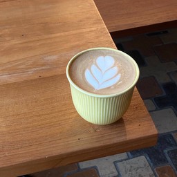 Tie Guan Yin (Hot Roasted Oolong Tea)