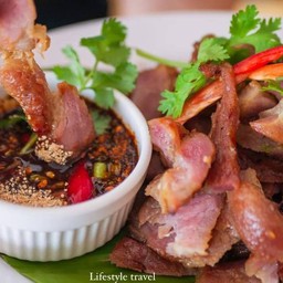 คอหมูย่างน้ำผึ้ง  ขนาด L (ทาน 3-5 ท่าน)