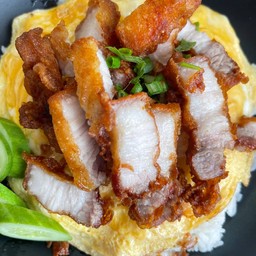 ข้าวไข่ข้นหมูทอด